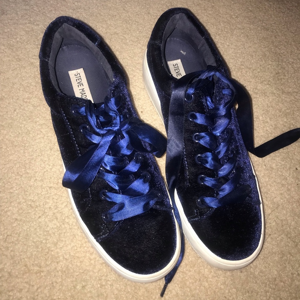 Steve Madden Sneakers